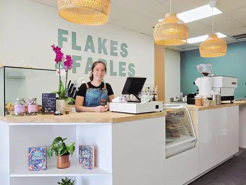 Flakes & Fables in Oviedo, FL