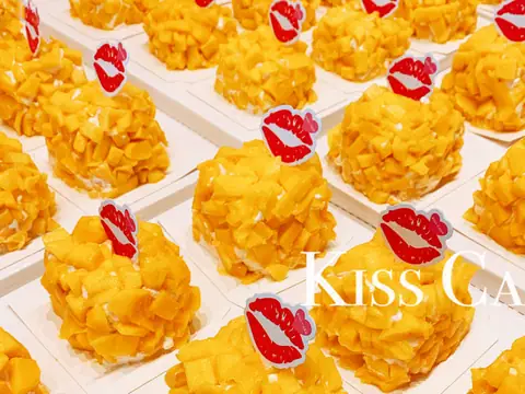 Kiss Cake in Cincinnati, OH