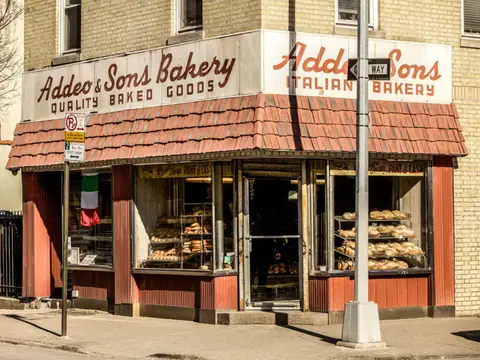 Addeo and Sons Bakery in New York, NY