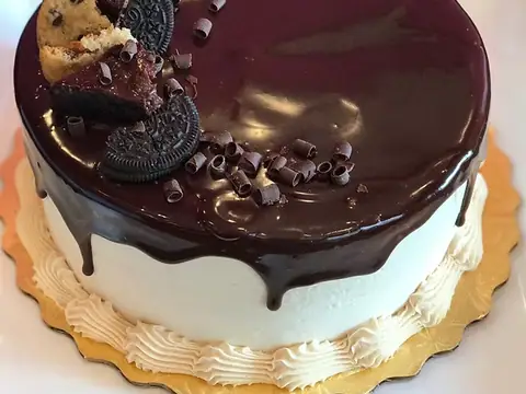 Olde Towne Bakery in Moline, IL