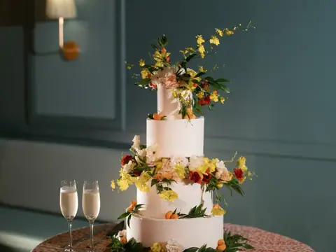 Panini Bakery & Cakes