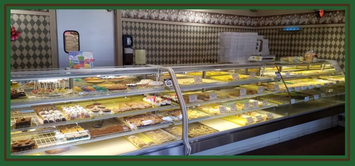 Minooka Pastry Shop in Scranton, PA