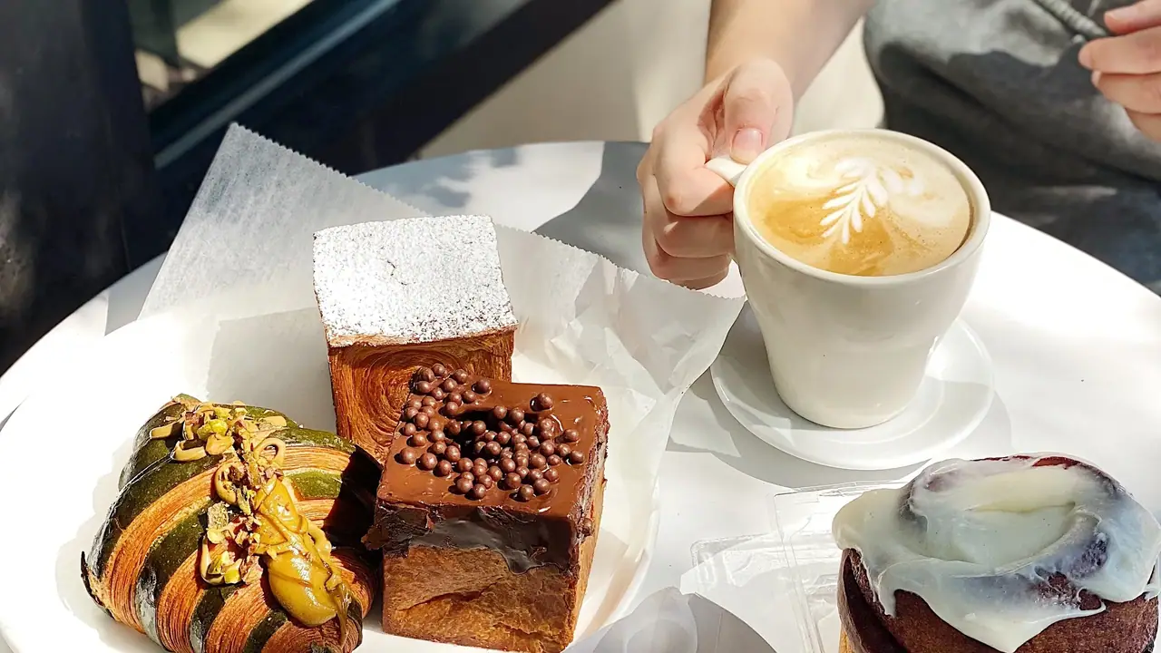 Lakon Paris Patisserie in Brookline, MA