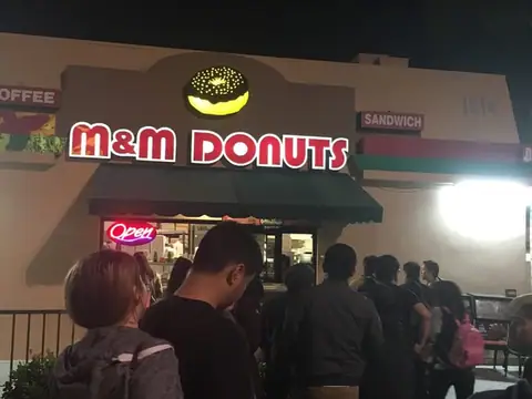 M & M Donuts