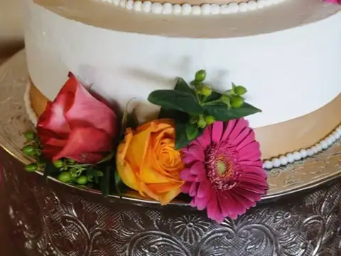 The Good Cake Company in Inglewood, CA
