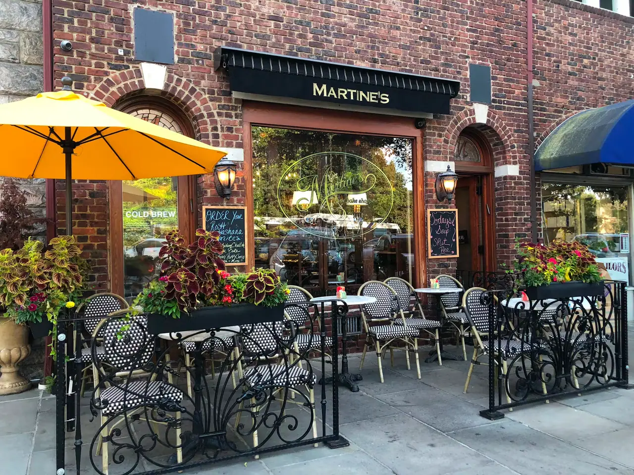 Martine's Fine Bake Shoppe in Tuckahoe, NY
