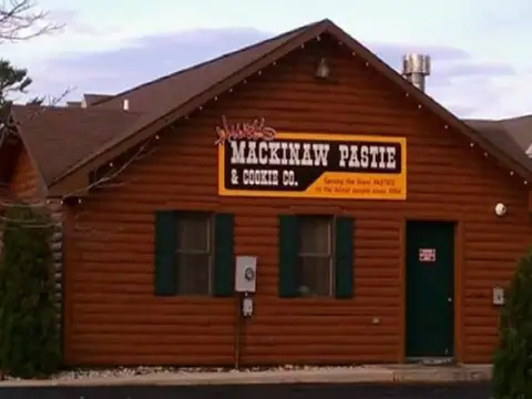 Mackinaw Pastie & Cookie Co in St Ignace, MI