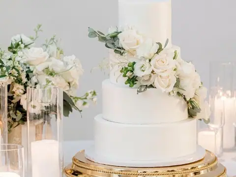 Delicious Cakes in Southlake, TX