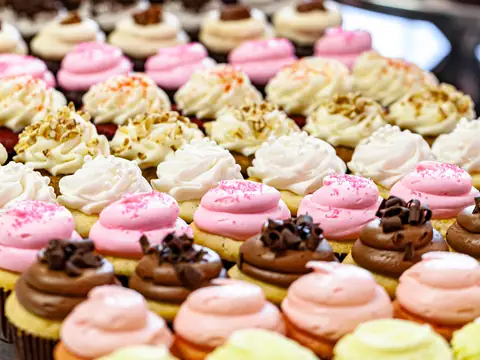 Smallcakes Cave Creek