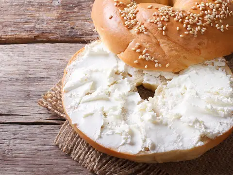 Mort's Bagels