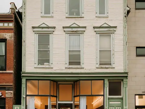 Daeji Dough Company in Chicago, IL