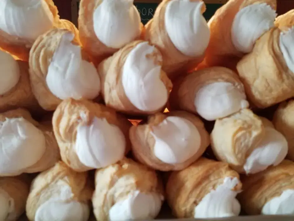 Kandi's Cakes & Bake Shop in Waynesville, NC