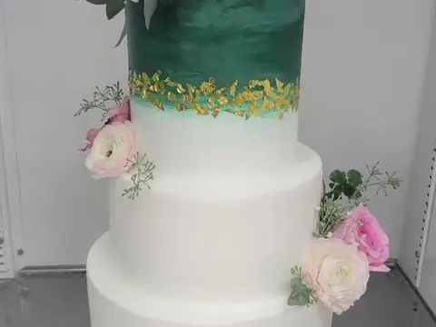 Artistic Cakes