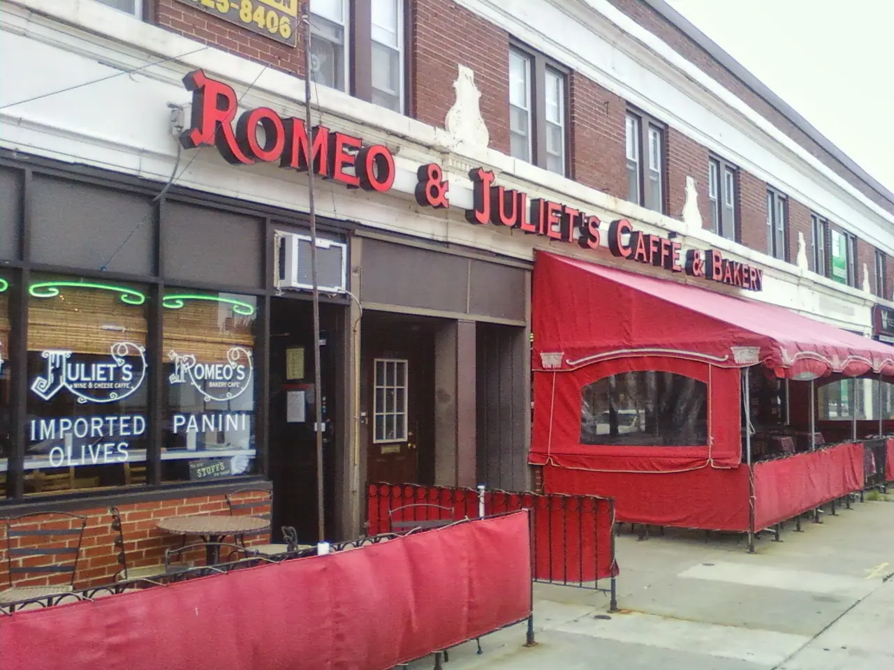 Romeo & Juliet's Café & Bakery in Buffalo, NY
