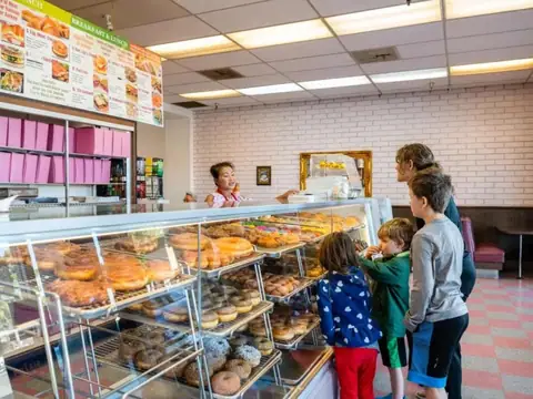 Lloyd's Donut Kitchen in Fremont, CA