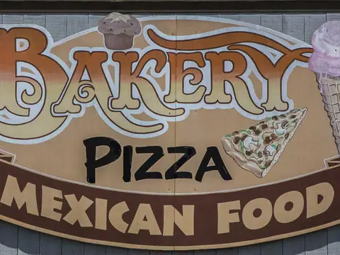 Gualala Bakery
