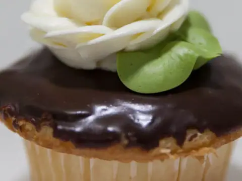 Some Crust Bakery
