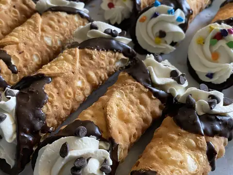 Madeleine's Bakery