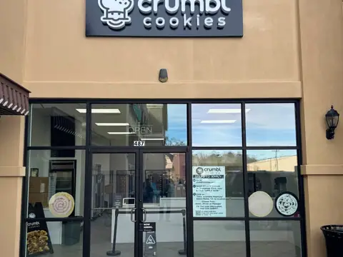 Crumbl - Rome