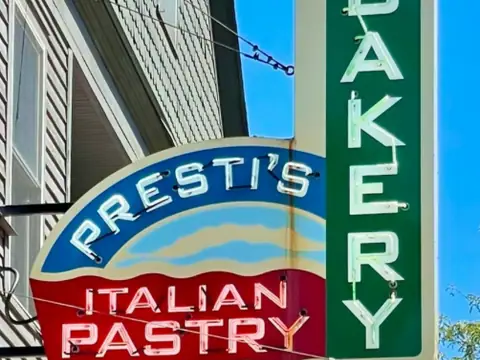 Presti's Bakery