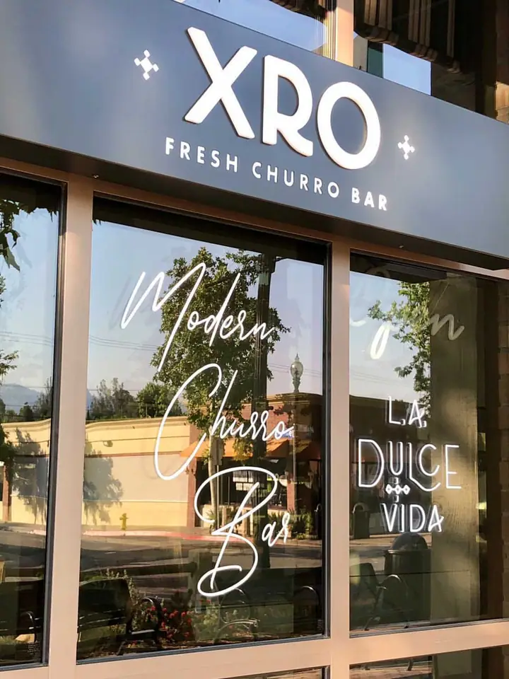 XRO Fresh Churro Bar in Santa Clarita, CA