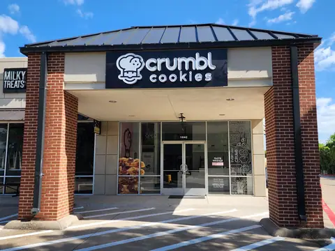 Crumbl Cookies