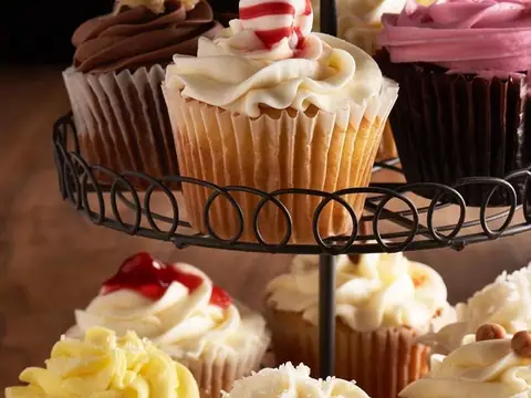 Henny Penny Cupcakes