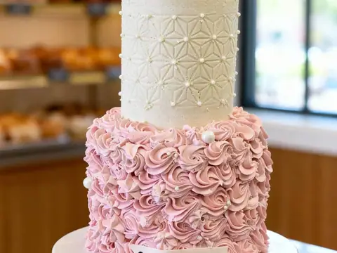 Cedars Cakes in Catonsville, MD