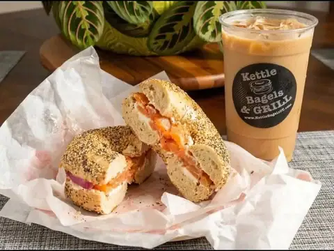 Kettle Bagels & Grill