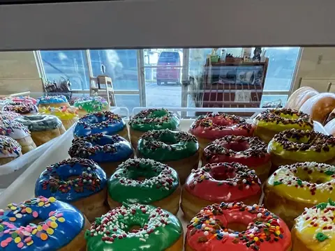 Baker's Dozen Donuts & Coffee in Sierra Vista, AZ