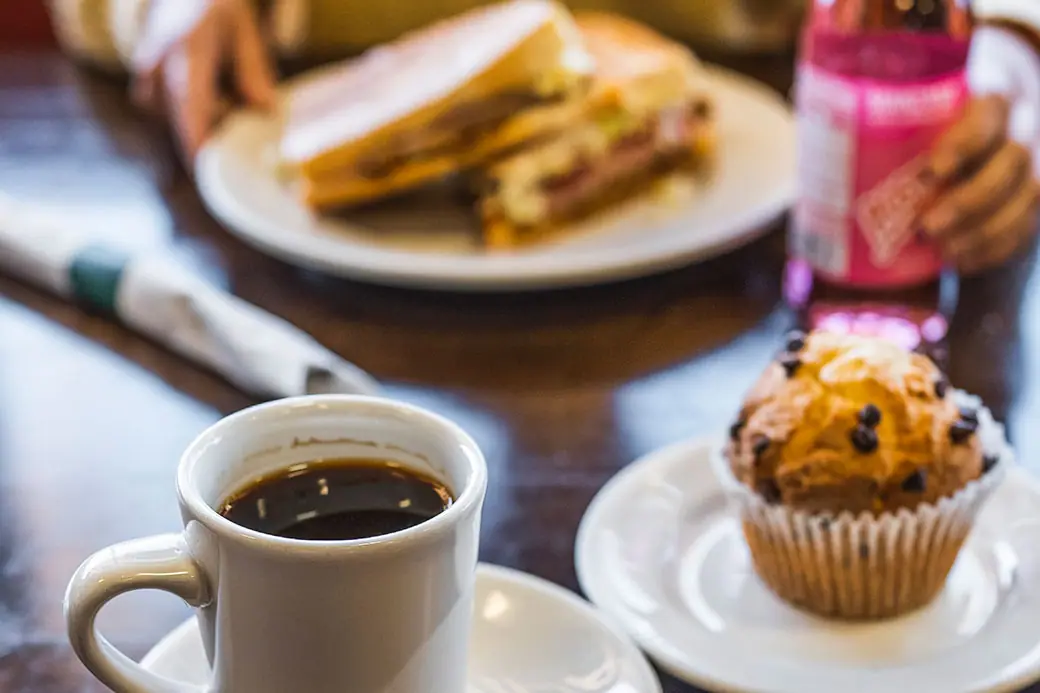 El Cafetal Bakery and Restaurant in Tampa, FL