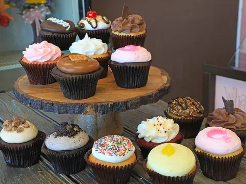 Smallcakes in Longview, TX