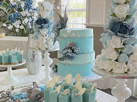 Sunday Rose Cakes in Fredericksburg, VA
