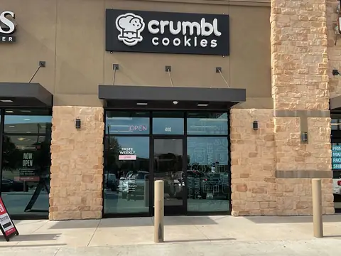 Crumbl Cookies