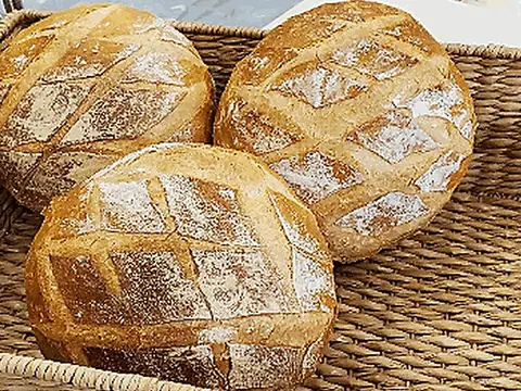 Etxea Bakery in Hawthorne, CA