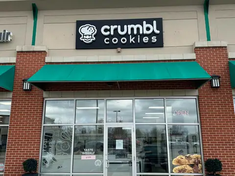 Crumbl Cookies in Bolingbrook, IL
