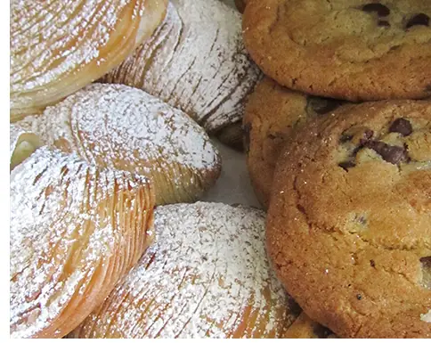 Italia Bakery & Deli in Granada Hills, CA