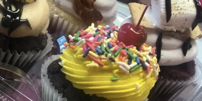 Cupcakin Bakery in Kansas City, MO