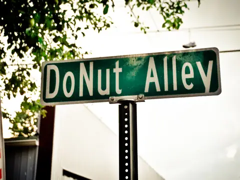 Krumpe's Do-Nut Shop in Hagerstown, MD