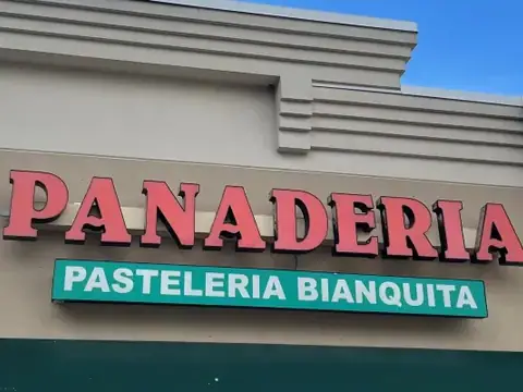 Panaderia y Reposteria Bianquita in Indianapolis, IN