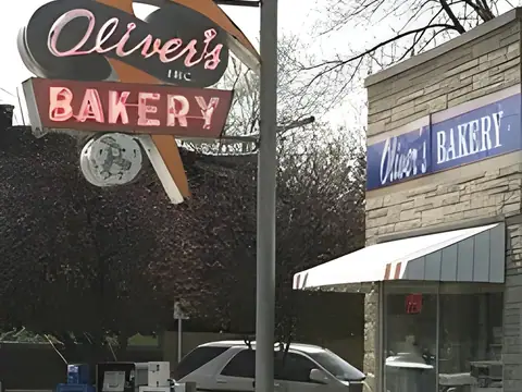 Oliver's Bakery in Kenosha, WI