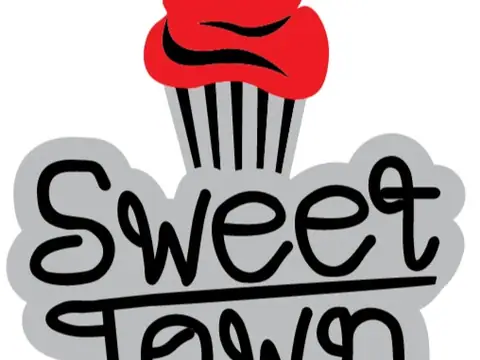 Sweet Town in Naples, FL
