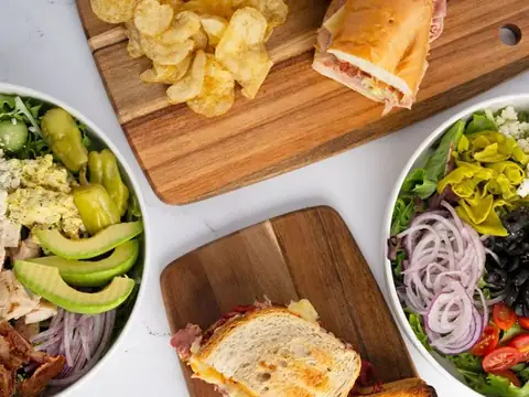 Golden Bagel Cafe