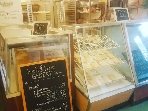 Herb & Honey Bakery