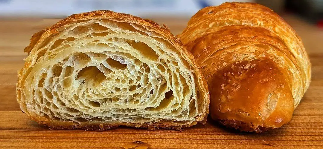 Lovers Bakery in Dartmouth, MA