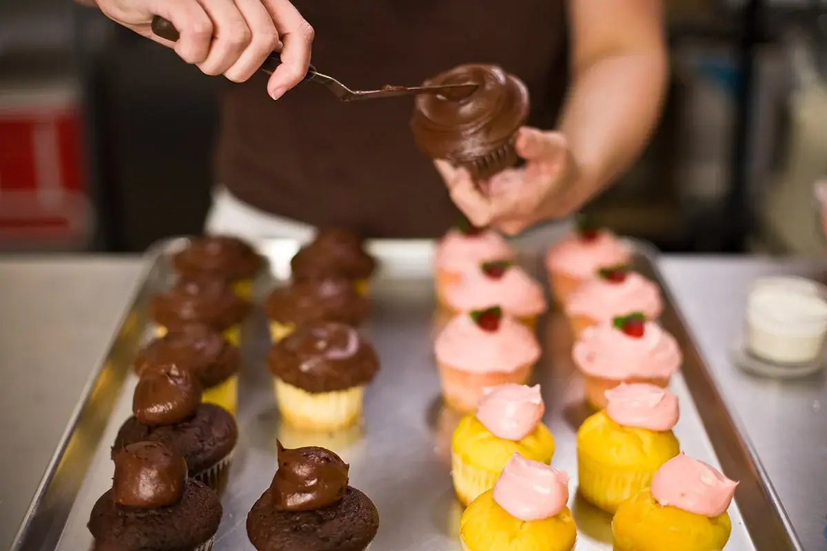 Frosted Cupcakery in Long Beach, CA