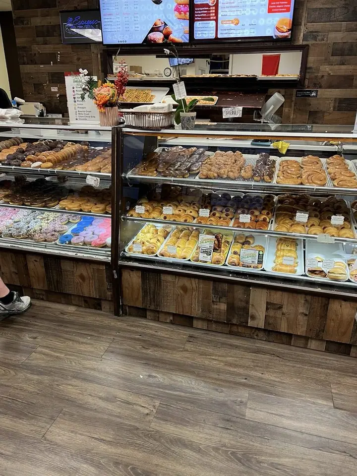 Snowflake Donuts in San Antonio, TX