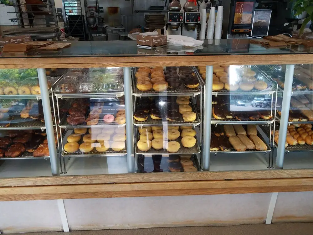 Donut Country in Medford, OR