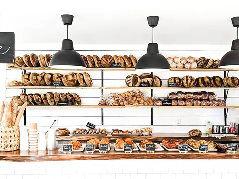 Seasons' Yield Cafe At Wildberry Market