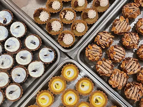 Pinecone Bakeshop + Cafe